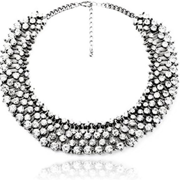 fun daisy Jewelry - Amazon brand Crystal statement necklace, silver